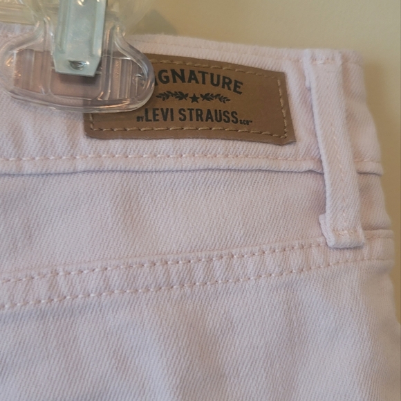 Levi's High Rise Light Bright Pastal Pink Denim Shorts - Picture 4 of 5